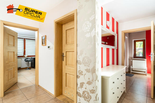 Dom Rząska gm. Zabierzów, Półkole