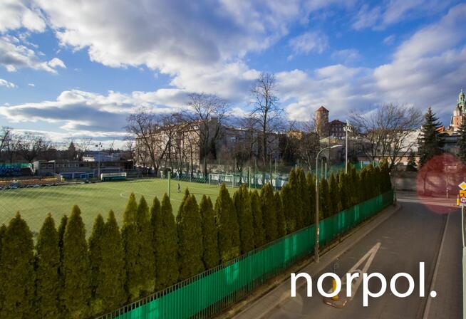 Angel Wawel, Sukiennicza, 71 m2, klimatyzacja, basen, sauna, siłownia, parking