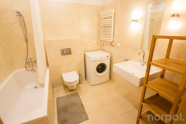 Angel Plaza, Zwierzyniecka, 2 pokoje, balkon, klimatyzacja, jacuzzi, siłownia