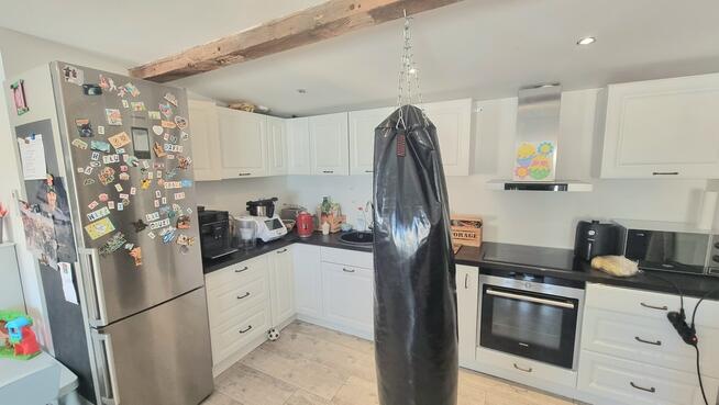 Kapitalny remont, c.o. miejskie, klimatyzacja