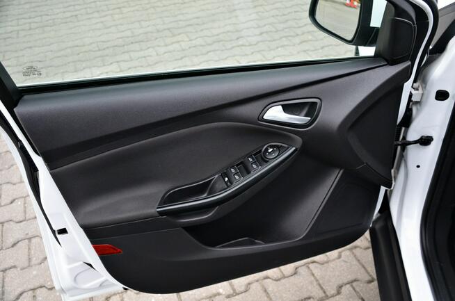 Ford Focus 1,6Benzyna*105KM*Niemcy*Parkasist*Super Stan