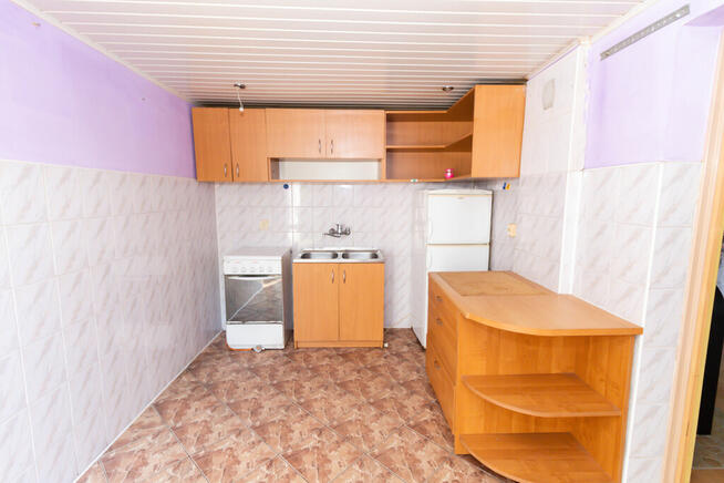 Dom 222m2 + 2 garaże - działka 2600m2 Boksycka