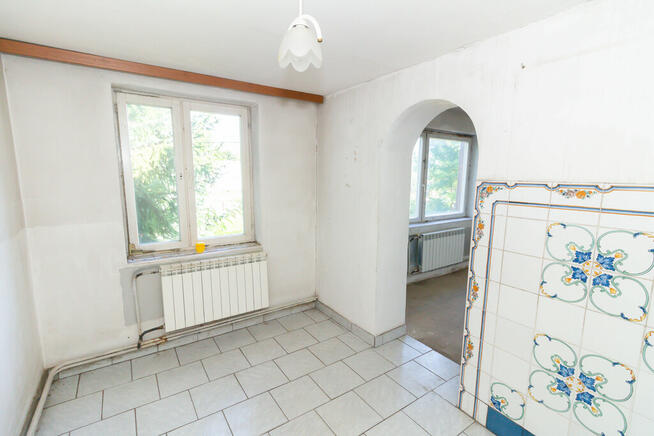 Dom 222m2 + 2 garaże - działka 2600m2 Boksycka