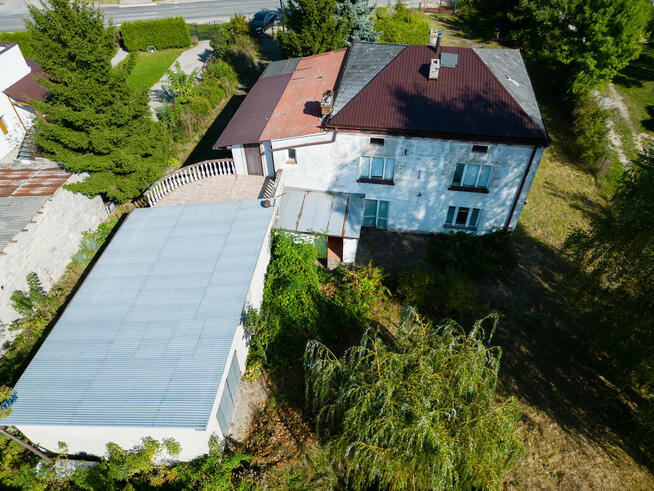 Dom 222m2 + 2 garaże - działka 2600m2 Boksycka