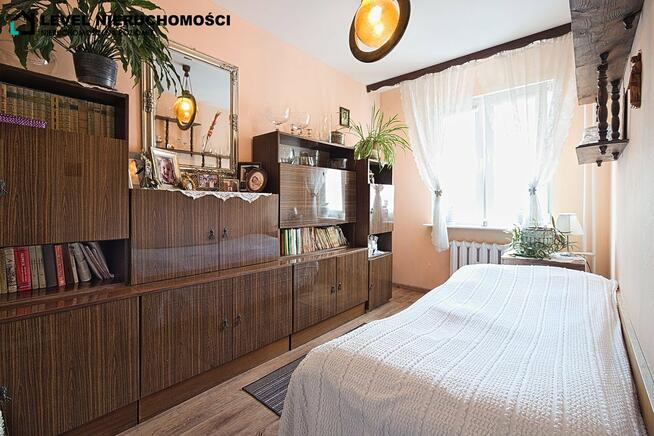 Czteropokojowe mieszkanie z balkonem