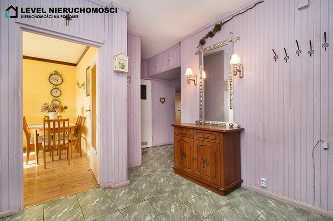 Czteropokojowe mieszkanie z balkonem