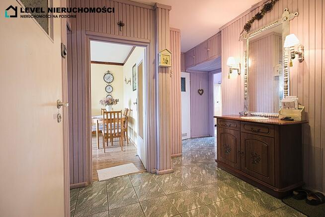 Czteropokojowe mieszkanie z balkonem