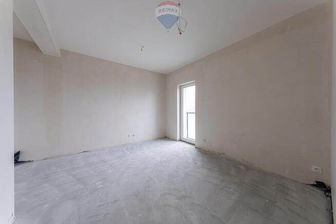 SEGMENT w stanie deweloperskim obok stawow