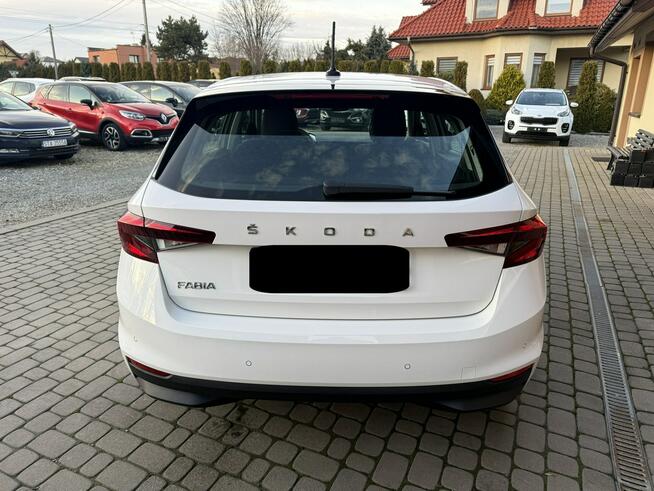 Škoda Fabia 1,0 65KM Klima CarPlay Ledy Vat23% Serwis
