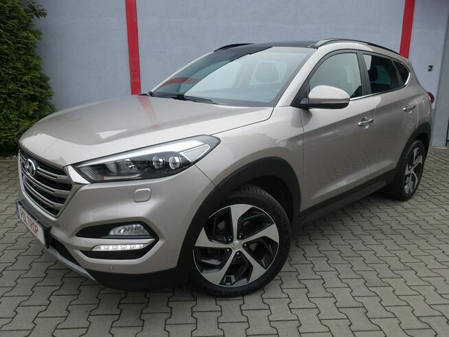 Hyundai Tucson 1,6i Navi Xenon Ledy Alu Skóra Panorama 1.Właściciel VIP Gwarancja