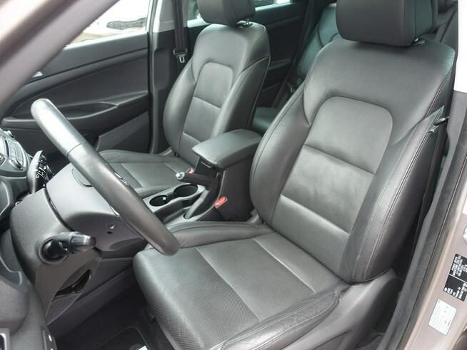 Hyundai Tucson 1,6i Navi Xenon Ledy Alu Skóra Panorama 1.Właściciel VIP Gwarancja
