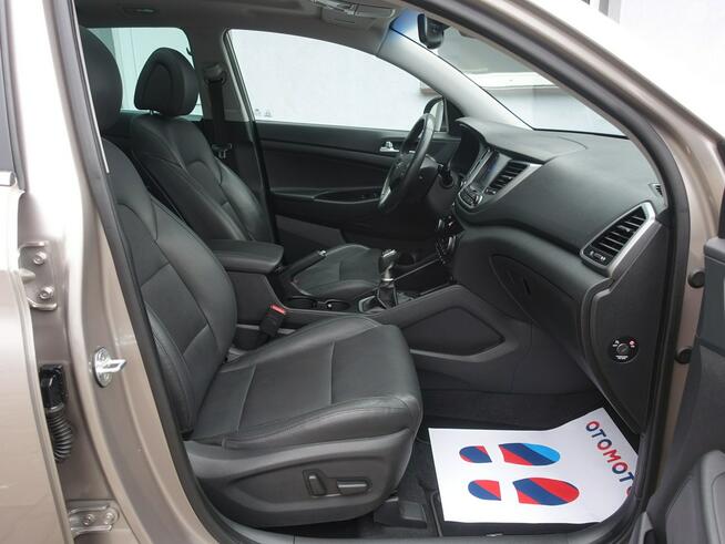 Hyundai Tucson 1,6i Navi Xenon Ledy Alu Skóra Panorama 1.Właściciel VIP Gwarancja