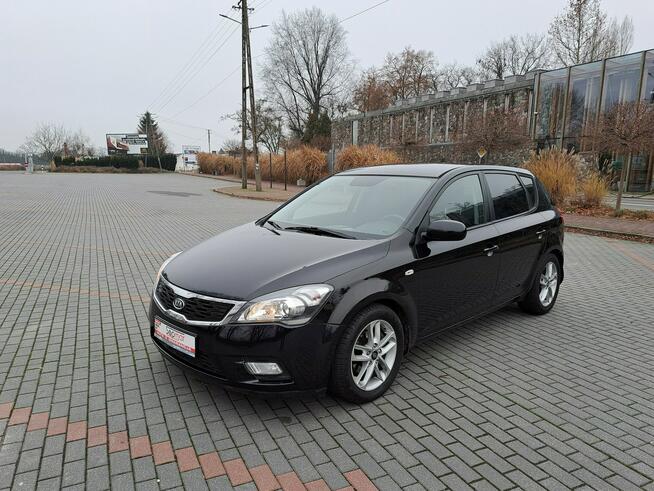 Kia Cee'd 1.6CRDi 90KM 2011r. lift Klima TEMPOMAT isofix Alufelgi Polecam
