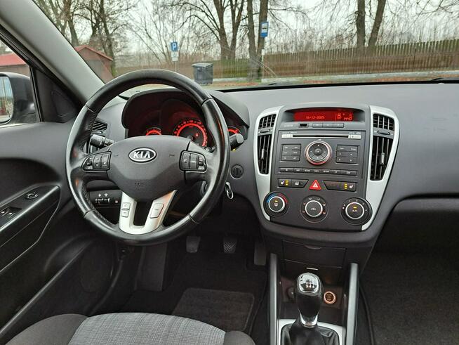 Kia Cee'd 1.6CRDi 90KM 2011r. lift Klima TEMPOMAT isofix Alufelgi Polecam