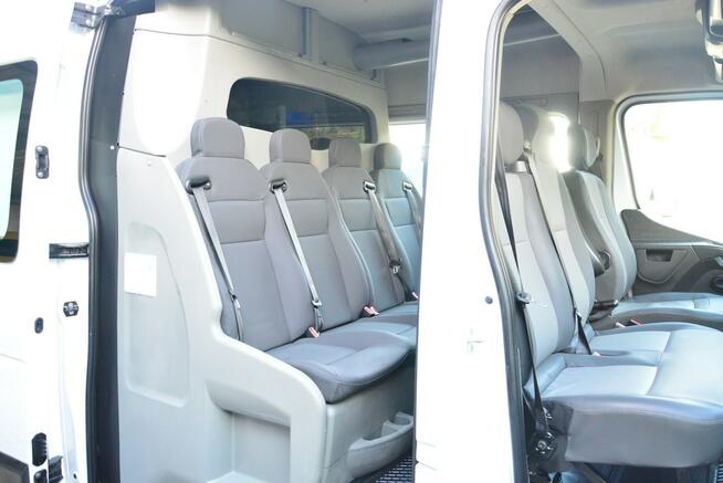Renault Master L2H2 7 osobowy brygadówka średniak pełna opcja servis regały