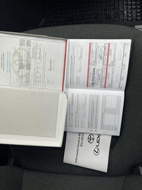 Toyota Corolla Hybryda Automat Klimatronik Kamera 140KM