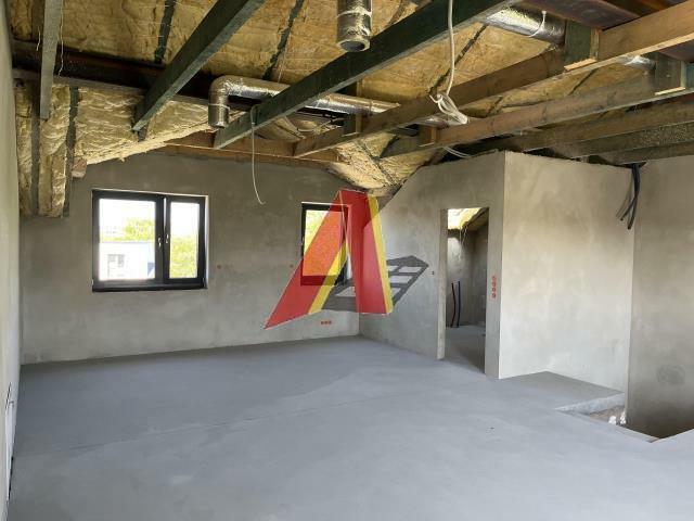 Dom Kraków Podgórze, Ruczaj, Czerwone Maki