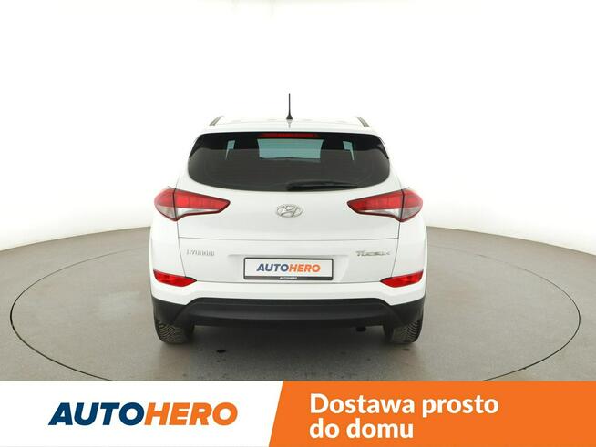 Hyundai Tucson navigacja klimatyzacja multifunkcja bluetooth