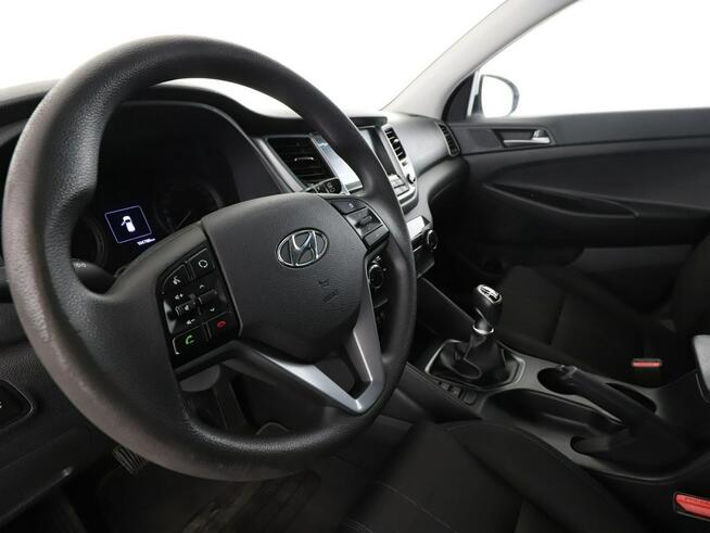 Hyundai Tucson navigacja klimatyzacja multifunkcja bluetooth