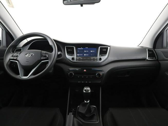 Hyundai Tucson navigacja klimatyzacja multifunkcja bluetooth