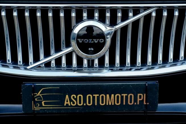Volvo XC 90 INSCRIPTION panorama FUL LED hak el.alarm KAMERY 360 pneumat BOWERS