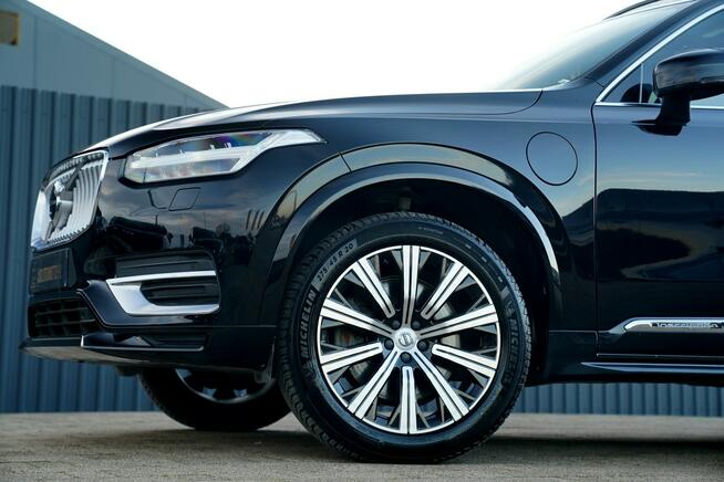 Volvo XC 90 INSCRIPTION panorama FUL LED hak el.alarm KAMERY 360 pneumat BOWERS