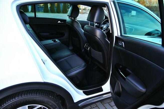 Kia Sportage 4x4 *LIFT * Zarejestrowany * HAK * Navi-PL *Lane Assist * Kamera cof