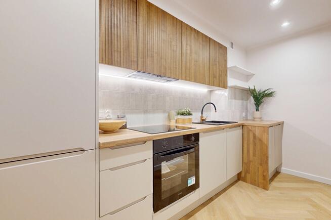 3 pokoje po remoncie, oddzielna kuchnia,Saska Kępa