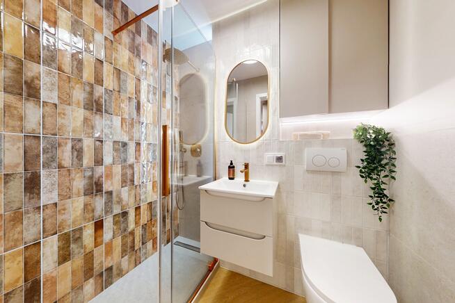 3 pokoje po remoncie, oddzielna kuchnia,Saska Kępa