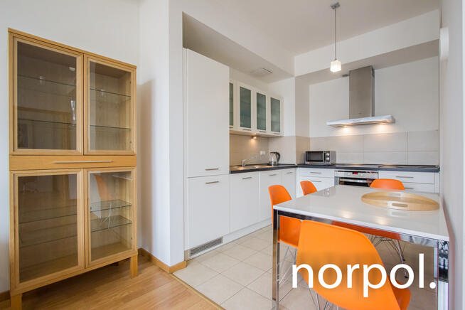 Angel Plaza, Zwierzyniecka, 2 pokoje, balkon, klimatyzacja, jacuzzi, siłownia