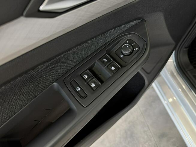 Volkswagen Golf VAT 23% Variant Life 1.5TSI 130KM M6 2022 r., salon PL, I właściciel