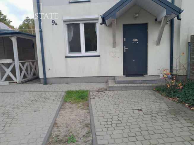 Dom Kobyłka, Wesoła