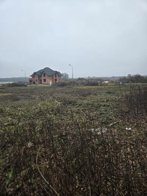 Sprzedam działkę budowlaną w Walendowie