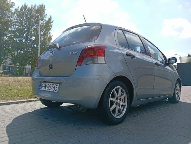 Toyota Yaris II , 998cm3 ,5.5L LPG na 100km ,
