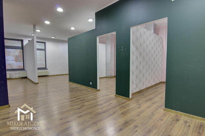 Dwa lokale usługowe w samym centrum Bartoszyc – 475 m2