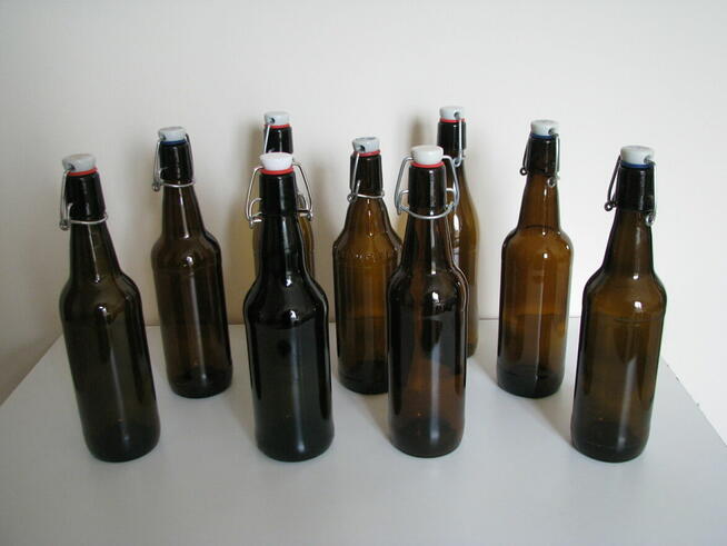 Butelki z pałąkiem po piwie czyste bez etykiet porcelanowy k