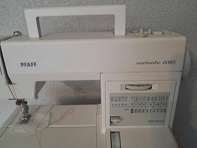 Niemiecka maszyna do szycia PFAFF varimatic