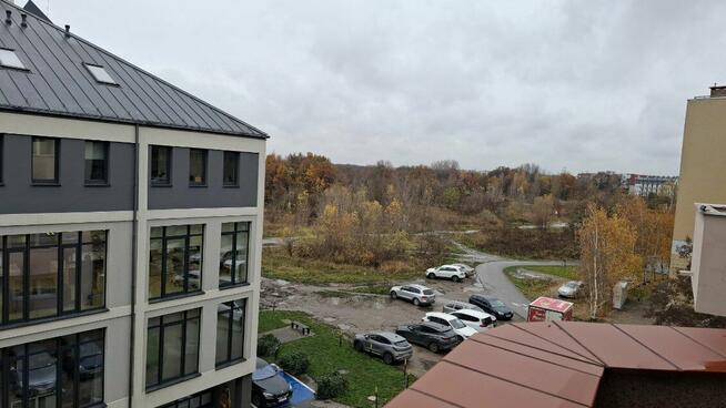 5 pokoi 2 łazienki. Krzyki blisko parku