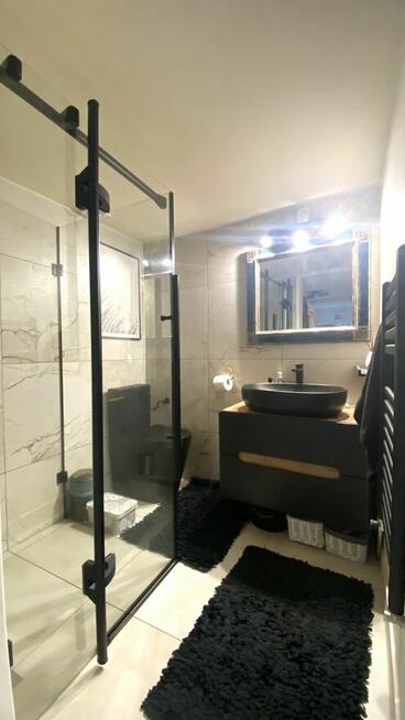 Dwa niewielkie domy na działce 3,3 ar w Sieradzu