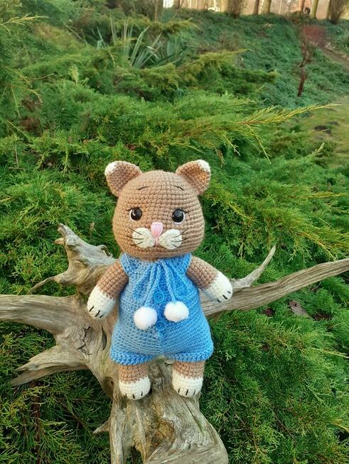 Kot, kotek na szydełku