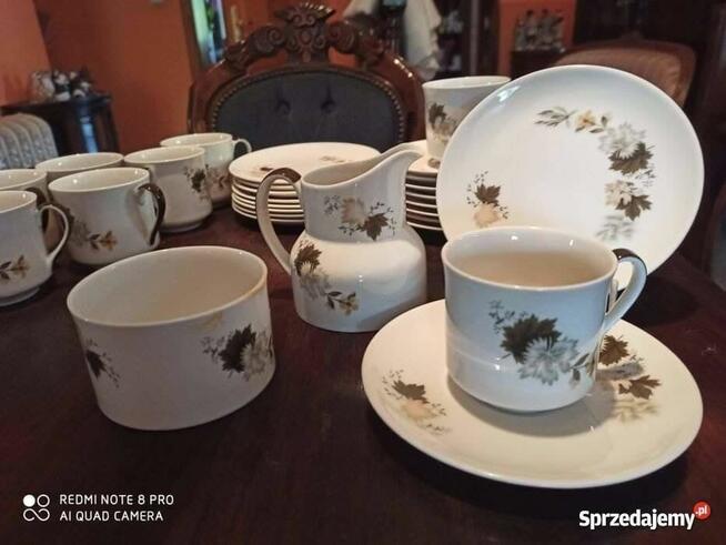 Filiżanka Westwood, Royal Doulton. Made in England.