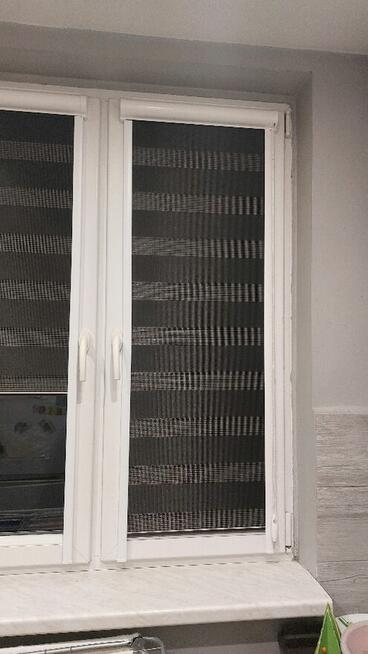 Komplet rolet dzień-noc w kasecie + moskitiery