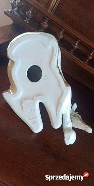 Żyrafa Łomonosow z Rosyjskiej wytwórni porcelan