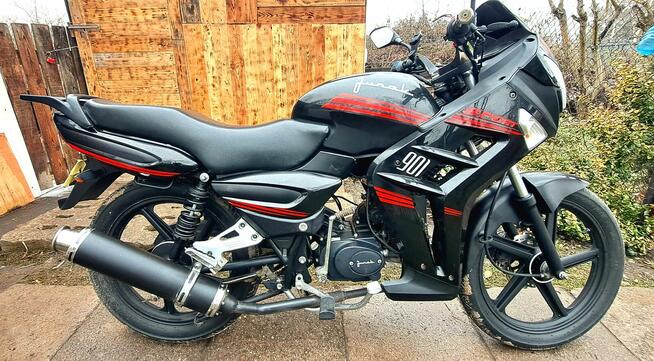 Motorower Junak 901 sport