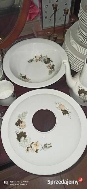 Filiżanka Westwood, Royal Doulton. Made in England.