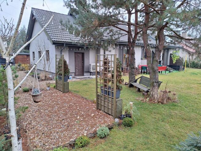 Dom jednorodzinny 140m2 - poddasze użytkowe. Otoczenie lasu.