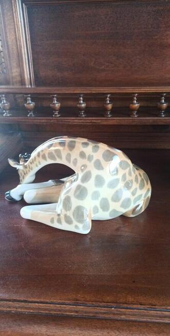 Żyrafa Łomonosow z Rosyjskiej wytwórni porcelan