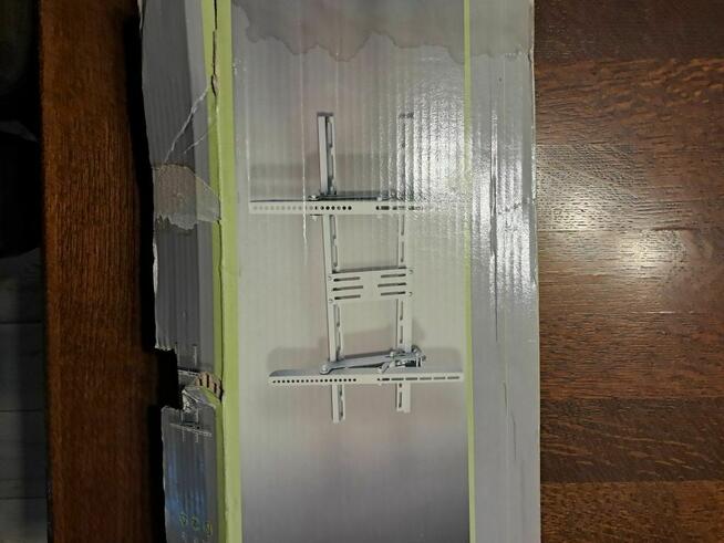 Uchwyt do telewizora.