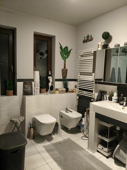 Dom jednorodzinny 140m2 - poddasze użytkowe. Otoczenie lasu.