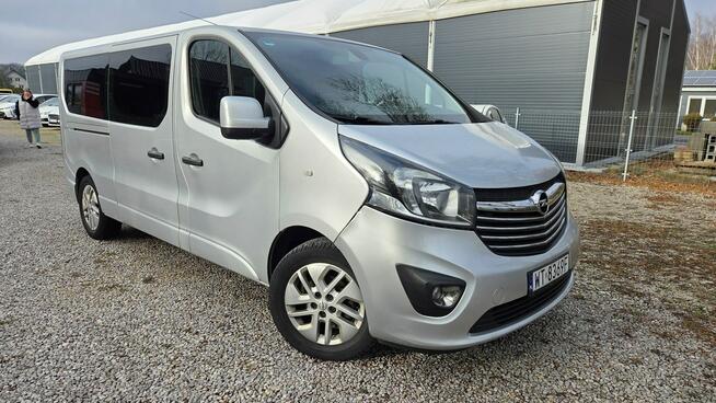 Opel Vivaro 1.6 CDTI140KM 8-osób Long Skrzydła Nawiewy Kamera Ładny Stan Serwis